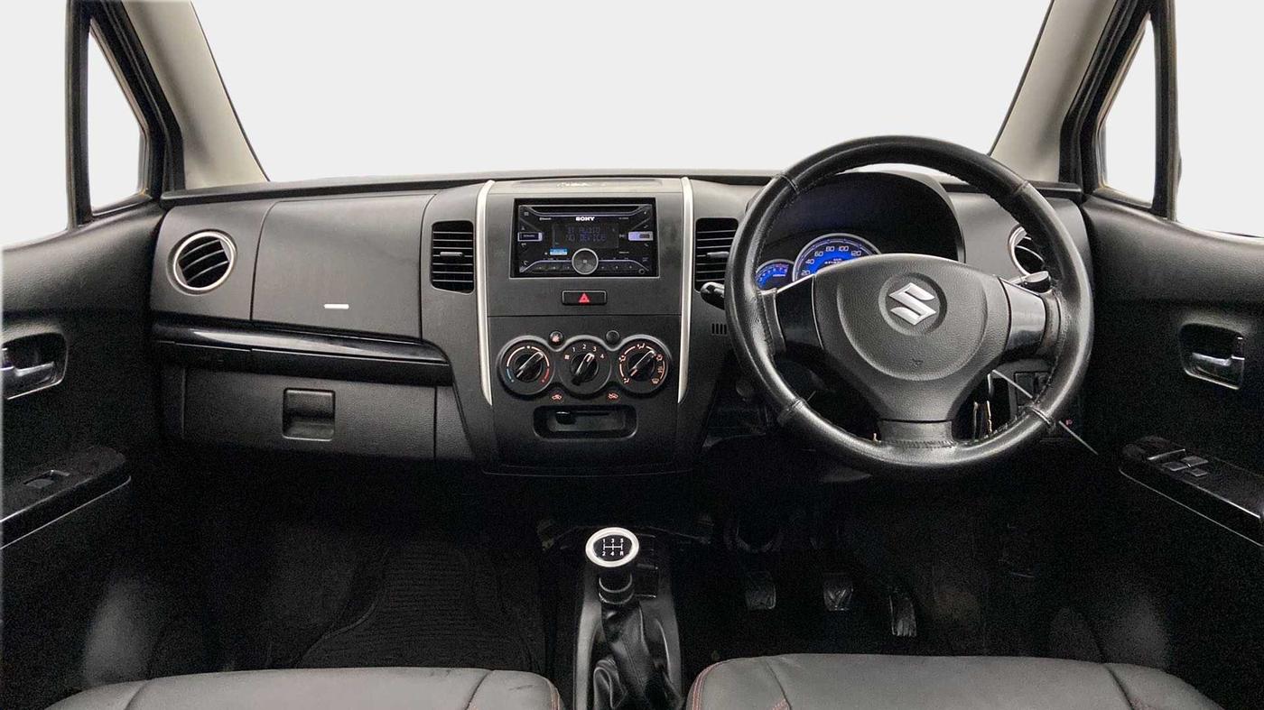2013 Maruti Wagon R Stingray LXI, CNG, Manual, 58,407 km, Dashboard
