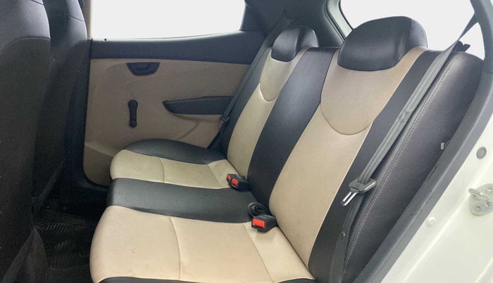 2016 Hyundai Eon ERA +, Petrol, Manual, 50,898 km, Right Side Rear Door Cabin