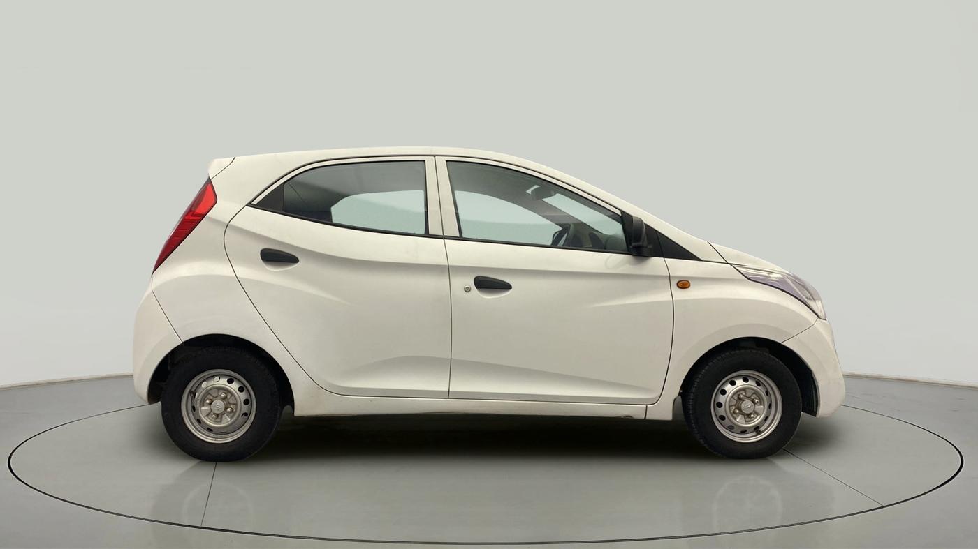 2016 Hyundai Eon ERA +, Petrol, Manual, 50,898 km, Right Side View