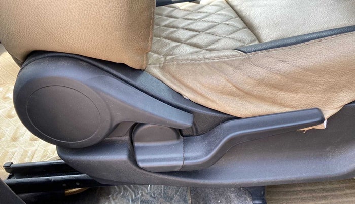 2018 Honda Amaze 1.2L I-VTEC S, Petrol, Manual, 54,566 km, Driver Side Adjustment Panel