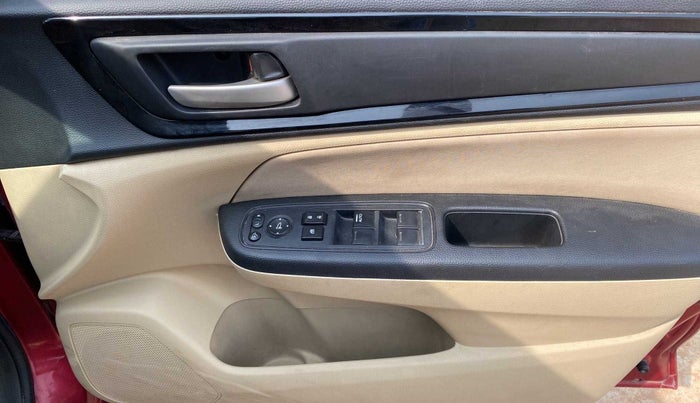 2018 Honda Amaze 1.2L I-VTEC S, Petrol, Manual, 54,566 km, Driver Side Door Panels Control