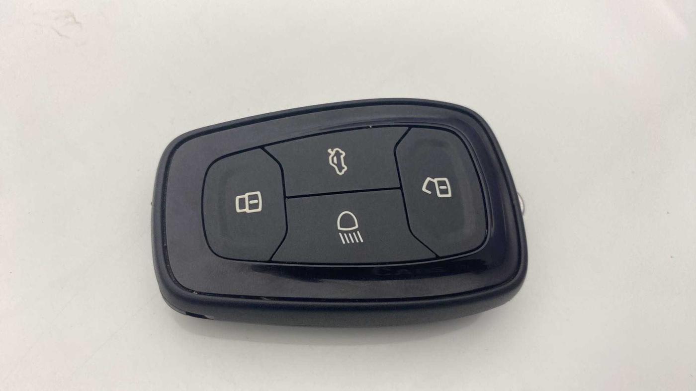 2022 Tata ALTROZ XT PETROL, Petrol, Manual, 14,387 km, Key Close Up