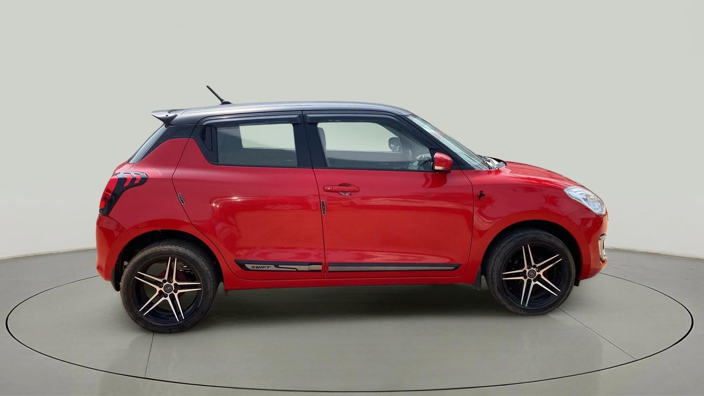 2018 Maruti Swift VXI AMT, Petrol, Automatic, 42,854 km, Right Side View
