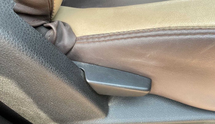2019 Renault Duster RXS 1.5 PETROL MT, Petrol, Manual, 40,229 km, Driver Side Adjustment Panel