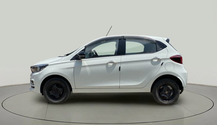 2022 Tata Tiago XZ PLUS CNG, CNG, Manual, 43,059 km, Left Side