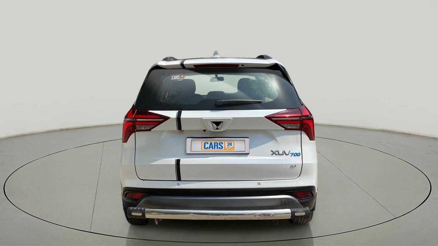 2022 Mahindra XUV700 AX3 D MT 5 STR, Diesel, Manual, 28,671 km, Back/Rear