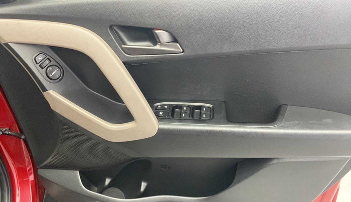 2016 Hyundai Creta SX PLUS 1.6 PETROL, Petrol, Manual, 29,213 km, Driver Side Door Panels Control