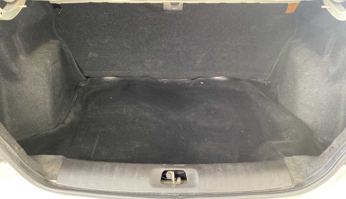2014 Maruti Swift Dzire VDI, Diesel, Manual, 44,728 km, Boot Inside