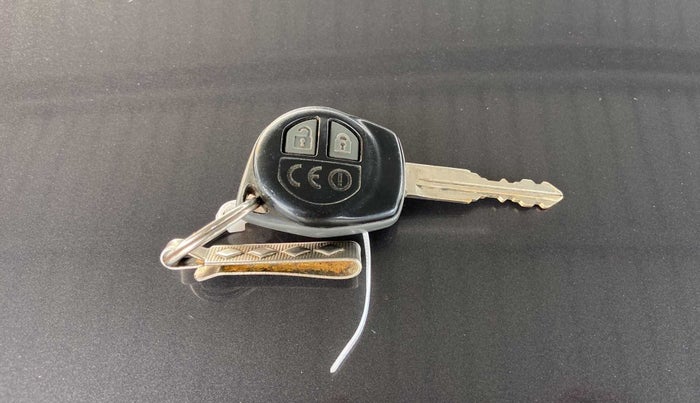 2016 Maruti Baleno DELTA PETROL 1.2, Petrol, Manual, 25,811 km, Key Close Up