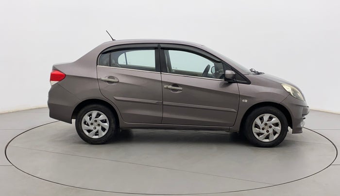 2013 Honda Amaze 1.5L I-DTEC S, Diesel, Manual, 1,06,554 km, Right Side View