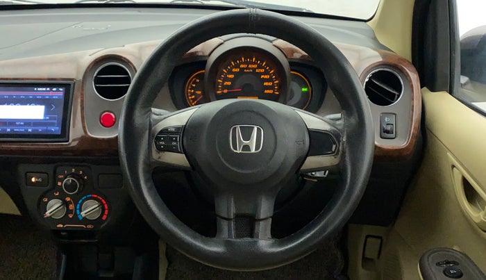 2013 Honda Amaze 1.5L I-DTEC S, Diesel, Manual, 1,06,554 km, Steering Wheel Close Up