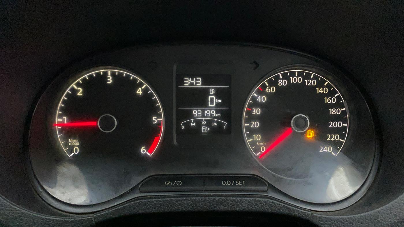2016 Volkswagen Polo HIGHLINE1.5L, Diesel, Manual, 93,613 km, Odometer Image