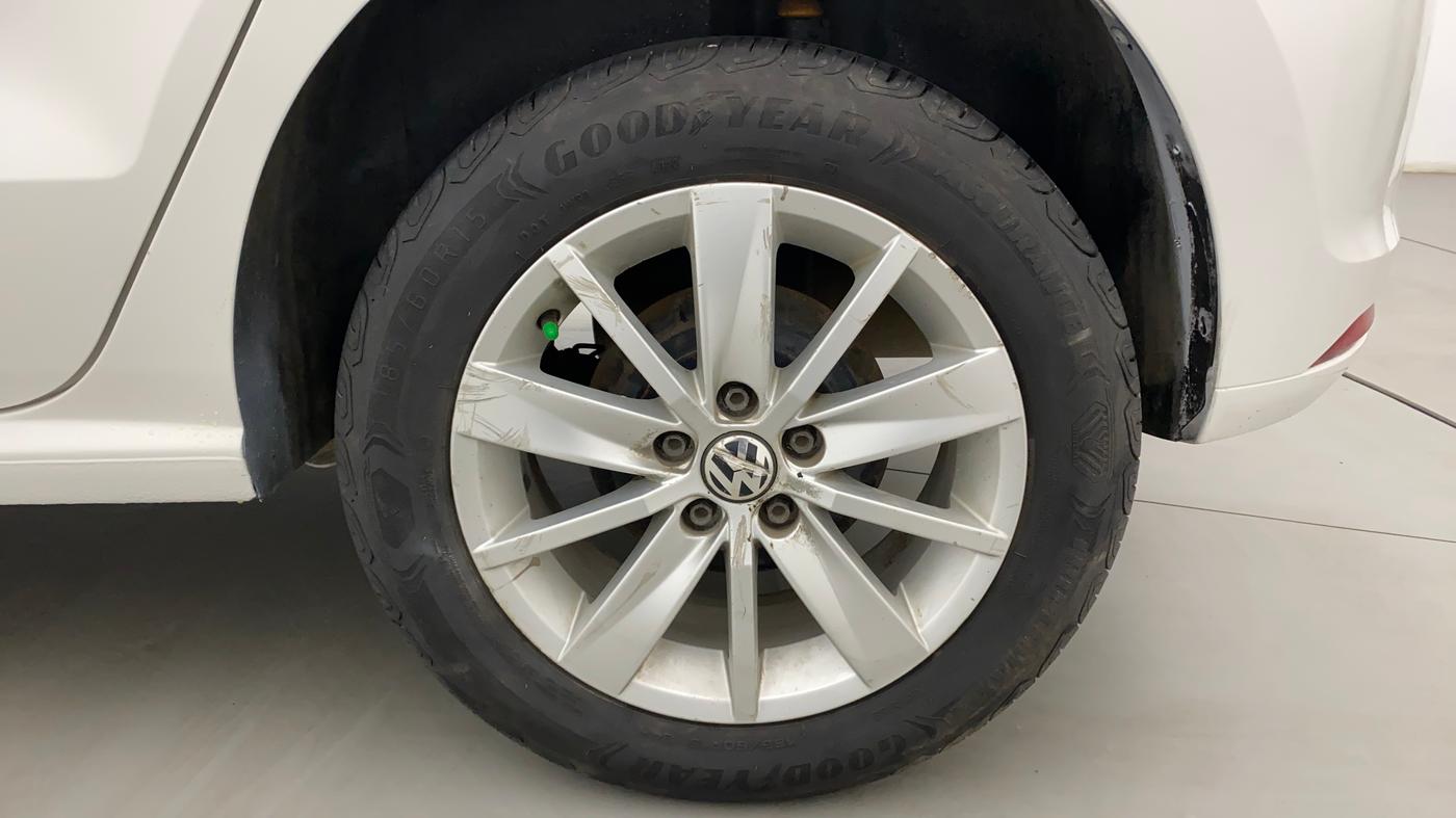 2016 Volkswagen Polo HIGHLINE1.5L, Diesel, Manual, 93,613 km, Left Rear Wheel