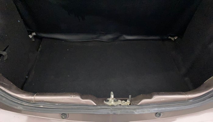 2019 Tata Tiago XZ PETROL, Petrol, Manual, 51,269 km, Boot Inside