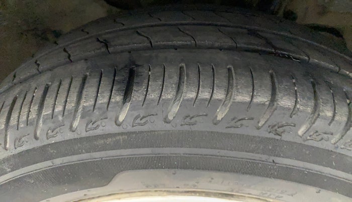 2019 Tata Tiago XZ PETROL, Petrol, Manual, 51,269 km, Right Front Tyre Tread