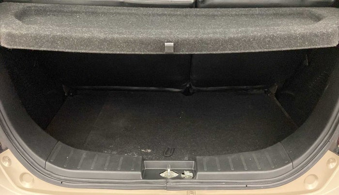 2013 Maruti Wagon R 1.0 VXI, Petrol, Manual, 10,786 km, Boot Inside