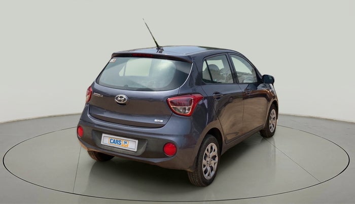 2017 Hyundai Grand i10 MAGNA 1.2 KAPPA VTVT, Petrol, Manual, 28,474 km, Right Back Diagonal