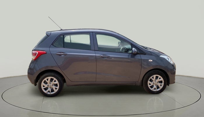2017 Hyundai Grand i10 MAGNA 1.2 KAPPA VTVT, Petrol, Manual, 28,474 km, Right Side View