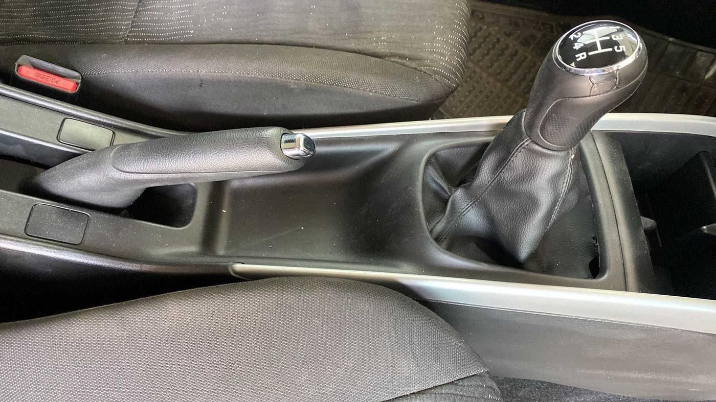 2017 Maruti Baleno ALPHA PETROL 1.2, Petrol, Manual, 76,121 km, Gear Lever