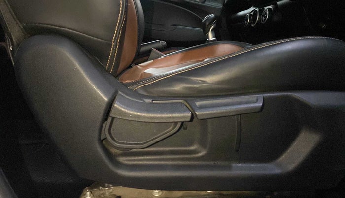 2021 Hyundai VENUE SX 1.0 TURBO IMT, Petrol, Manual, 34,245 km, Driver Side Adjustment Panel