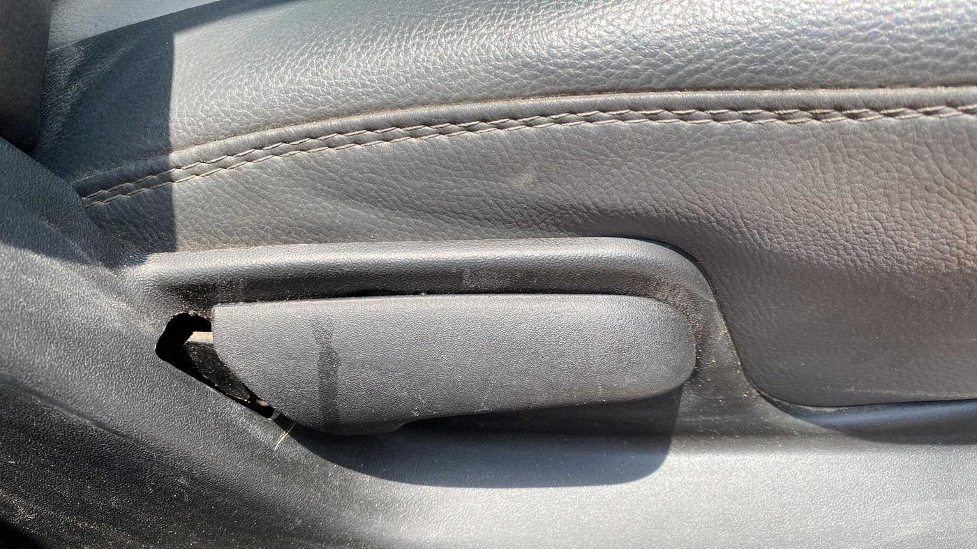 2012 Maruti Swift VXI, Petrol, Manual, 97,265 km, Driver Side Adjustment Panel