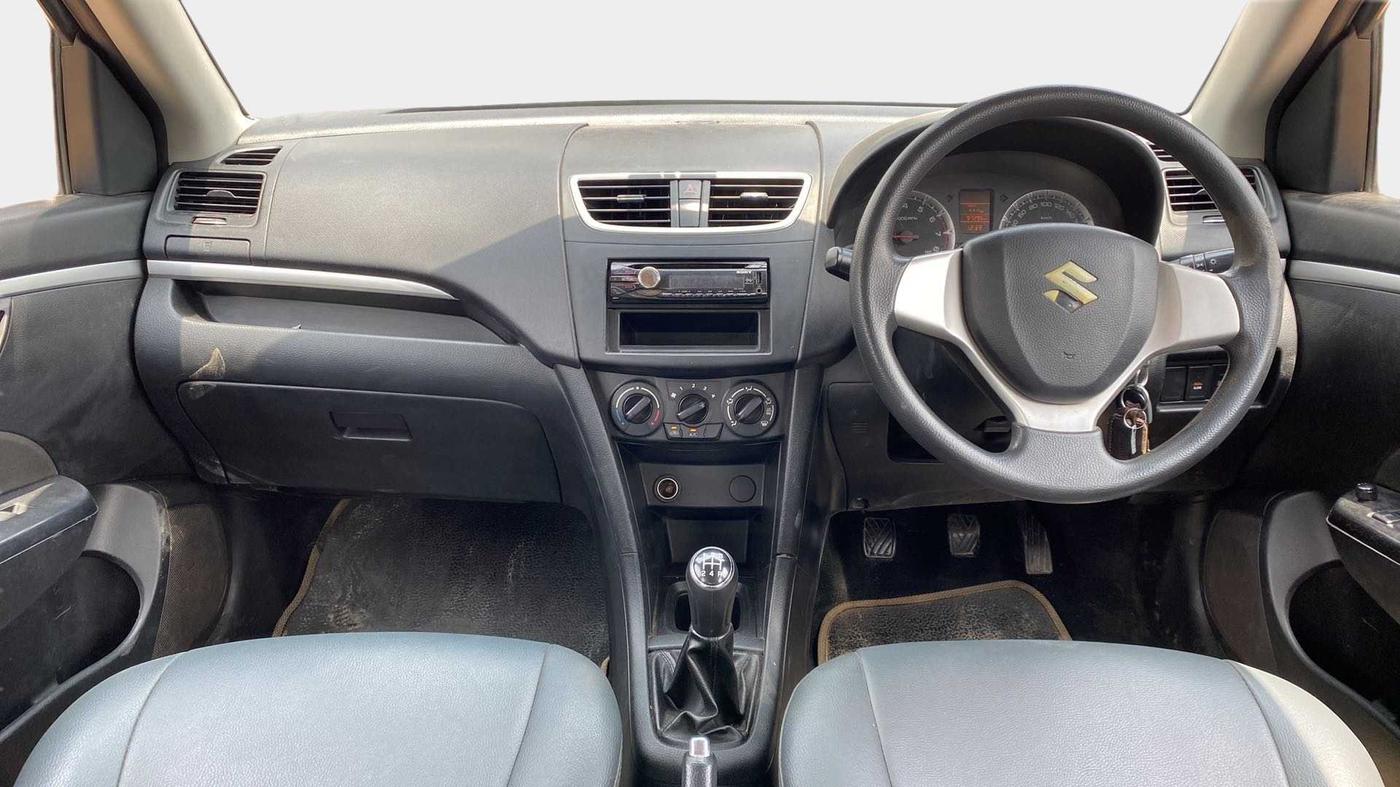 2012 Maruti Swift VXI, Petrol, Manual, 97,265 km, Dashboard