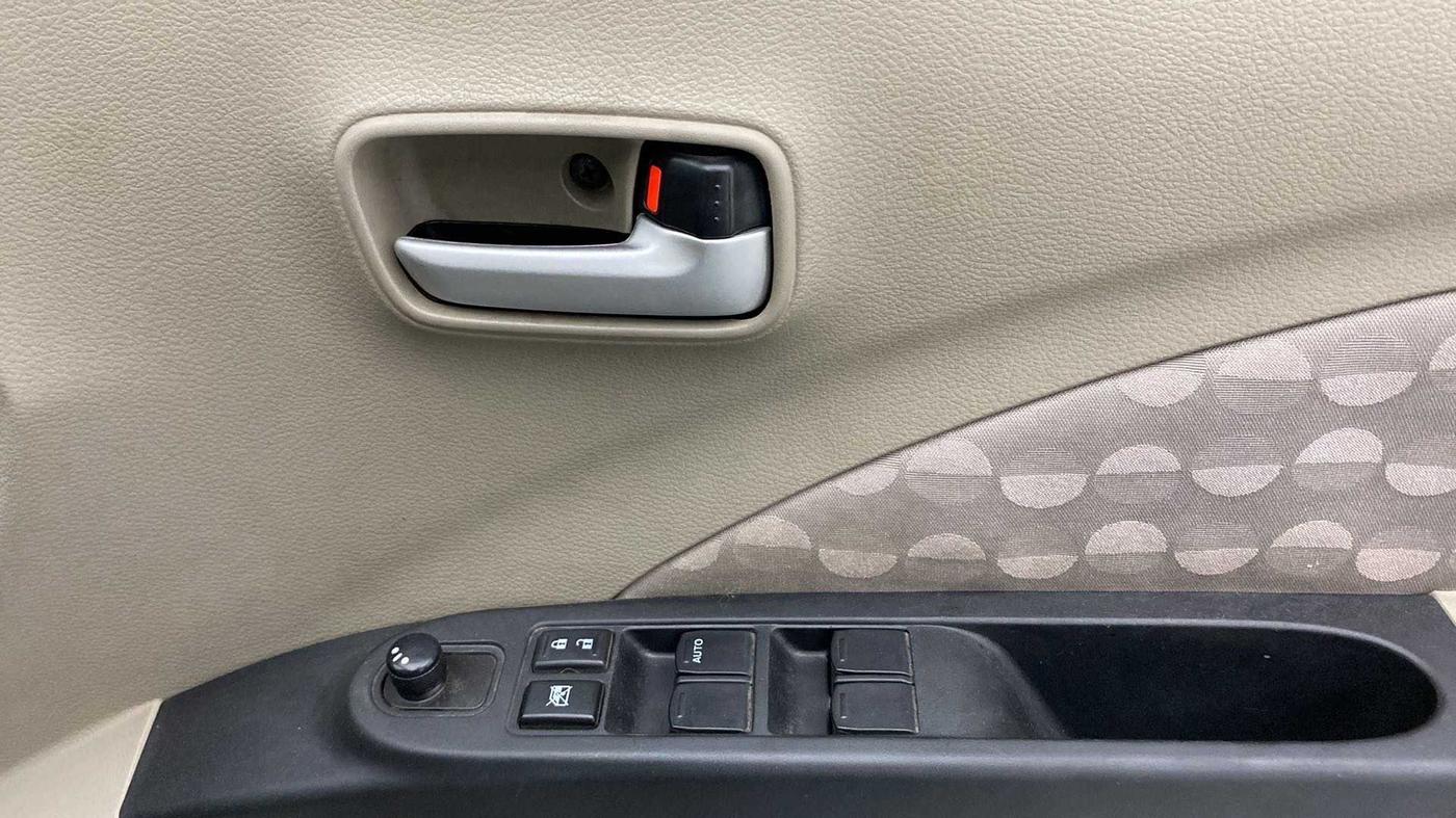 2017 Maruti Celerio ZXI AMT, Petrol, Automatic, 53,241 km, Driver Side Door Panels Control