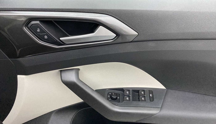 2023 Volkswagen TAIGUN TOPLINE 1.0 TSI AT, Petrol, Automatic, 1,607 km, Driver Side Door Panels Control