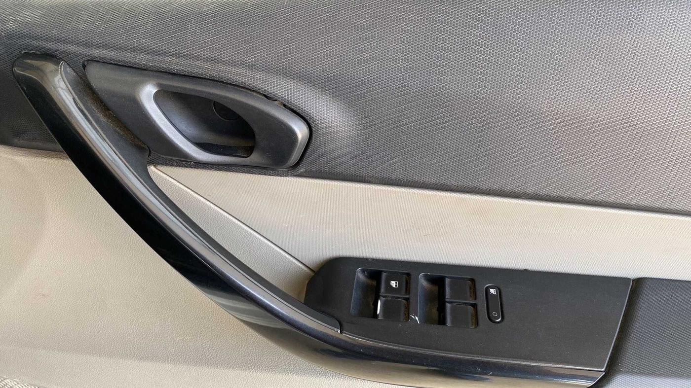 2019 Tata Tiago XZ PETROL, Petrol, Manual, 50,148 km, Driver Side Door Panels Control