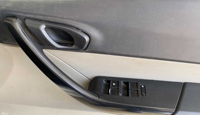 2019 Tata Tiago XZ PETROL, Petrol, Manual, 50,148 km, Driver Side Door Panels Control