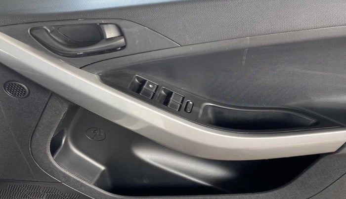 2022 Tata NEXON XM PETROL, Petrol, Manual, 18,403 km, Driver Side Door Panels Control