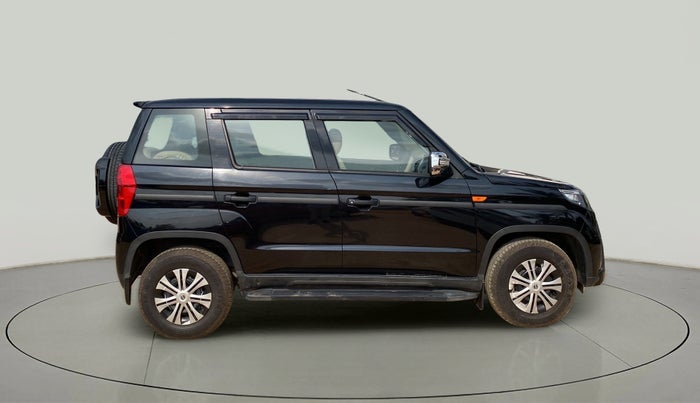 2023 Mahindra BOLERO NEO N 8, Diesel, Manual, 17,862 km, Right Side View