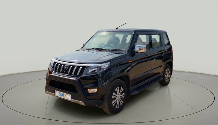 2023 Mahindra BOLERO NEO N 8, Diesel, Manual, 17,862 km, Left Front Diagonal