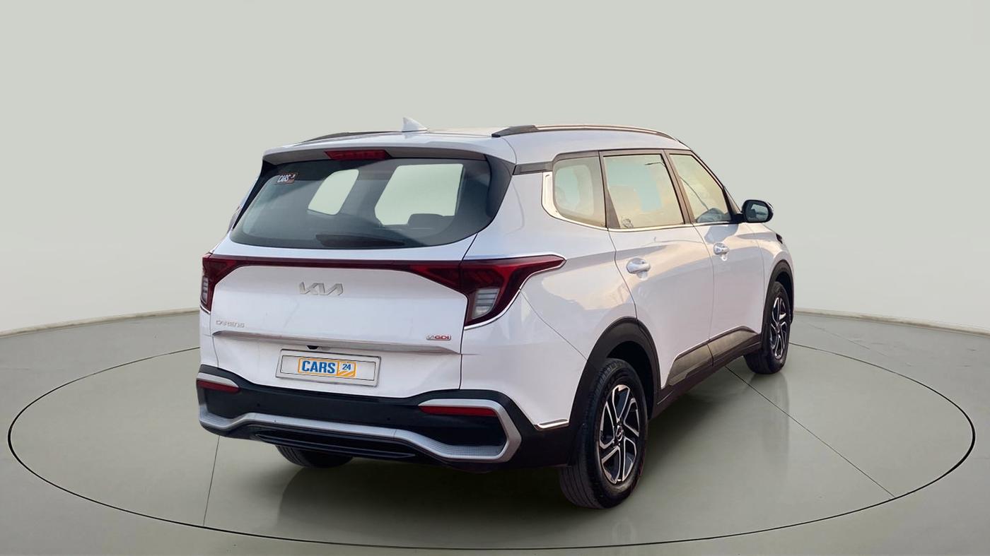 2022 KIA CARENS PRESTIGE PLUS 1.4 PETROL 7 STR, Petrol, Manual, 13,392 km, Right Back Diagonal