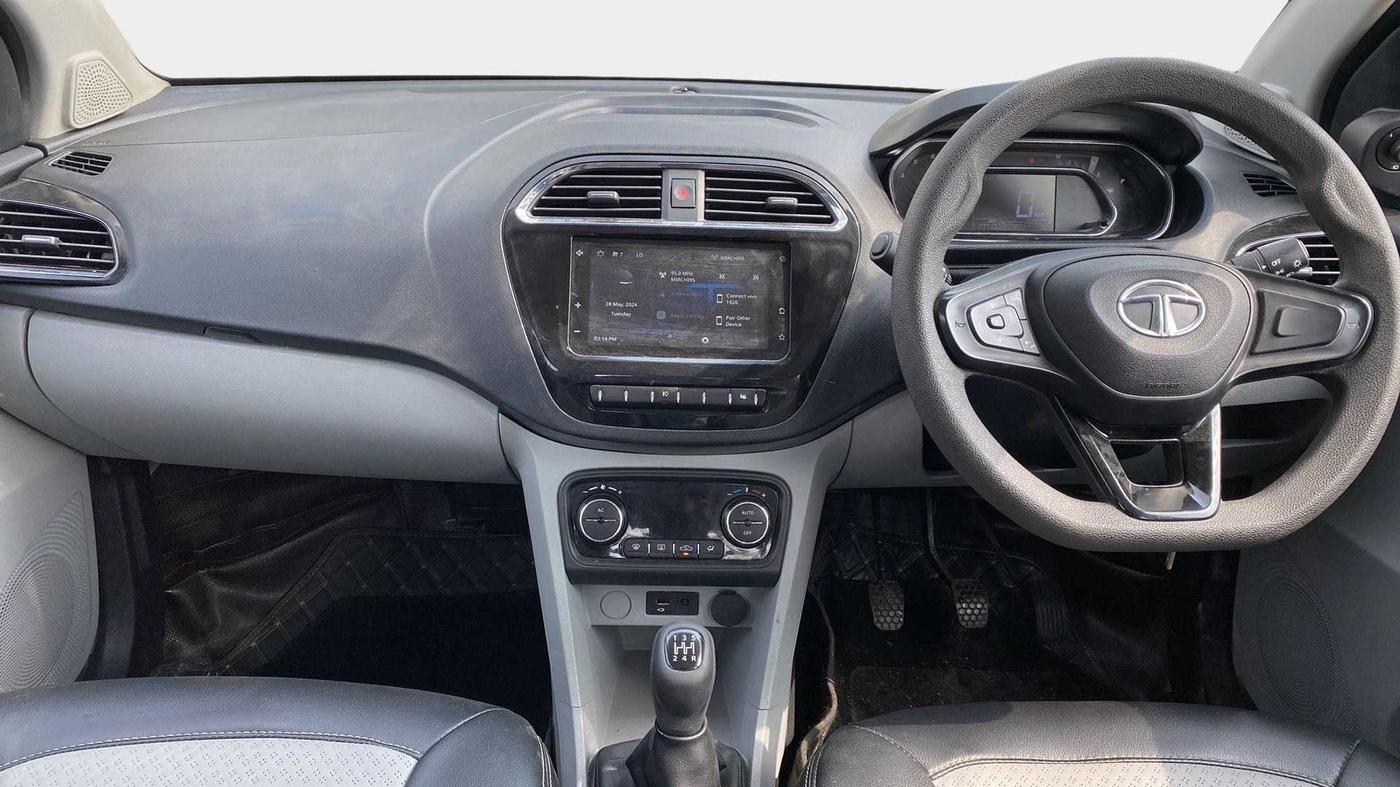 2020 Tata Tiago XZ PLUS PETROL, Petrol, Manual, 23,804 km, Dashboard