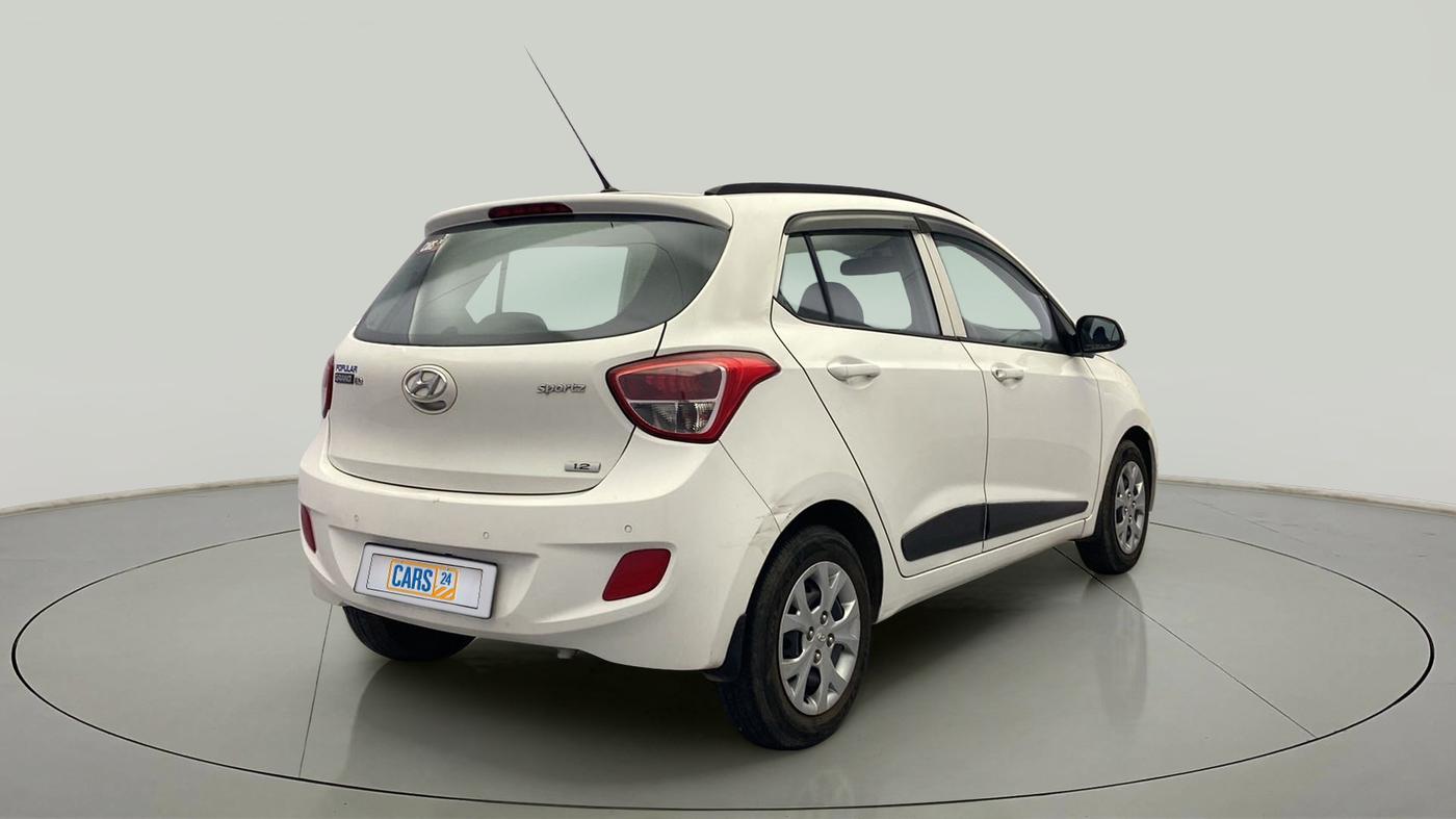 2016 Hyundai Grand i10 SPORTZ 1.2 KAPPA VTVT, Petrol, Manual, 90,781 km, Right Back Diagonal