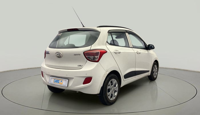 2016 Hyundai Grand i10 SPORTZ 1.2 KAPPA VTVT, Petrol, Manual, 90,781 km, Right Back Diagonal