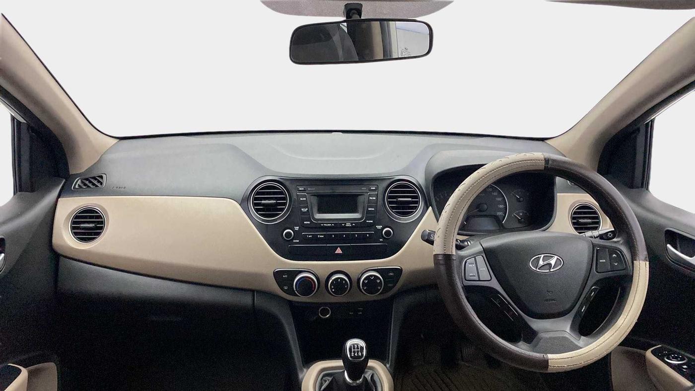 2016 Hyundai Grand i10 SPORTZ 1.2 KAPPA VTVT, Petrol, Manual, 90,781 km, Dashboard