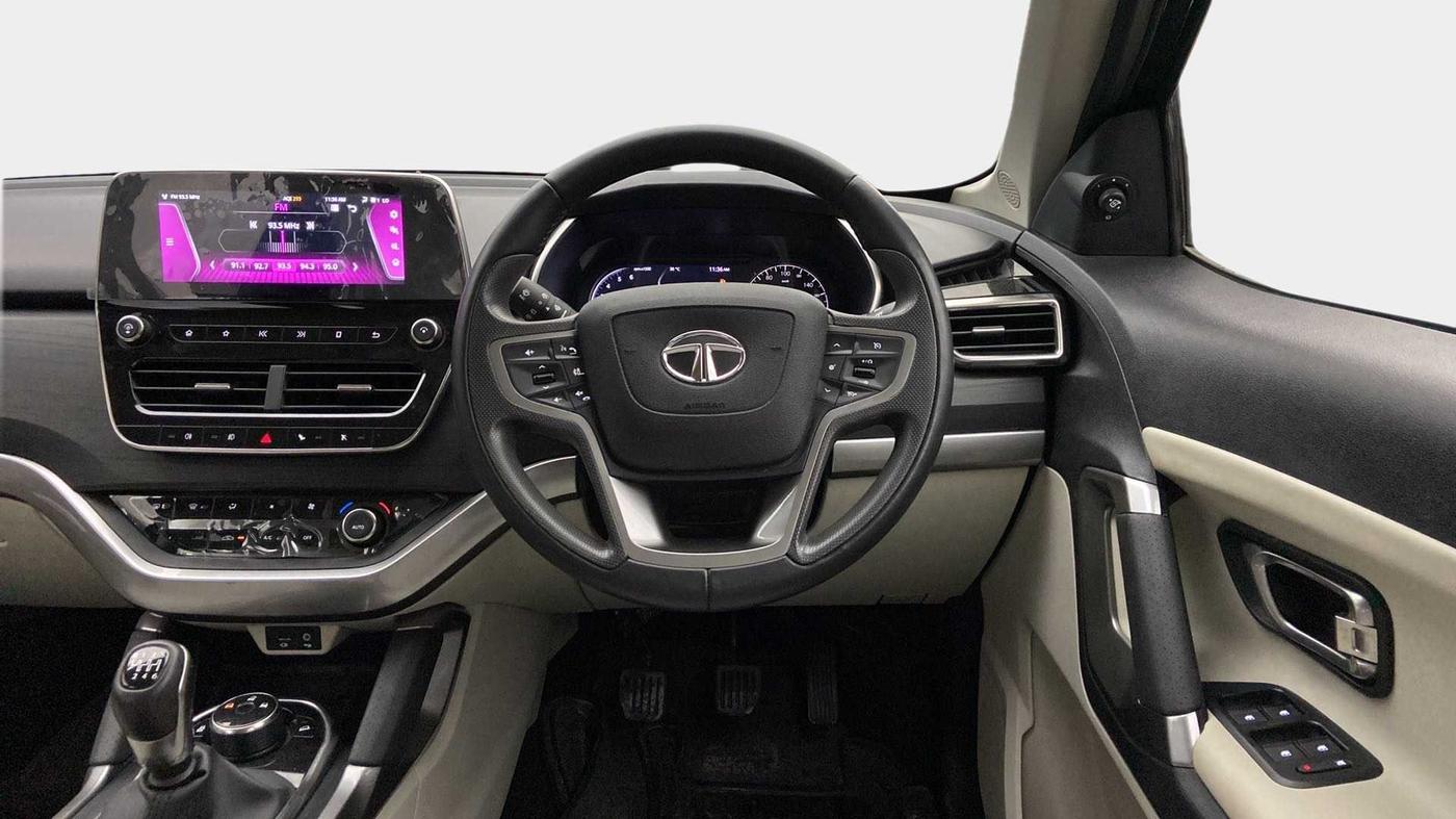 2021 Tata Safari XZ, Diesel, Manual, 30,203 km, Steering Wheel Close Up