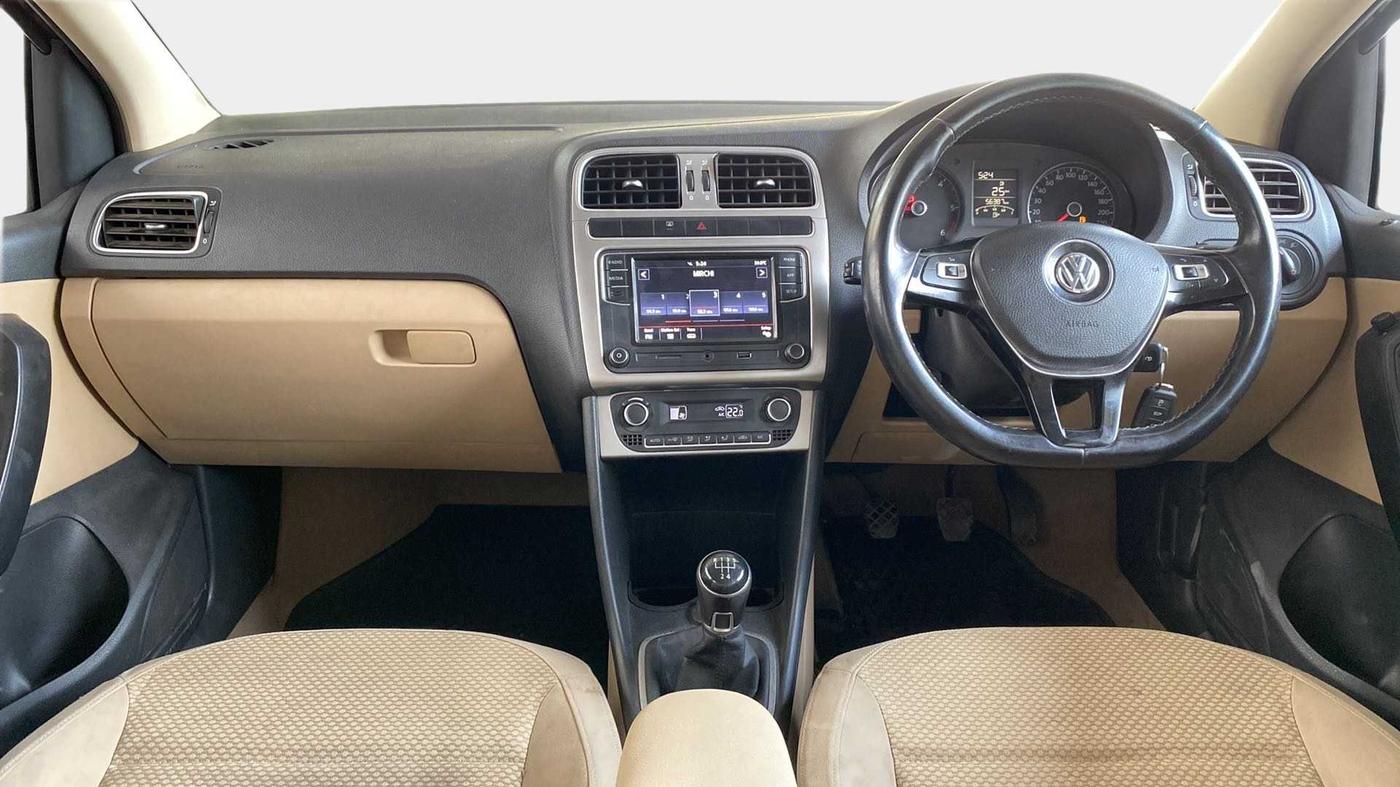 2018 Volkswagen Ameo HIGHLINE PLUS 1.5L 16 ALLOY, Diesel, Manual, 56,379 km, Dashboard