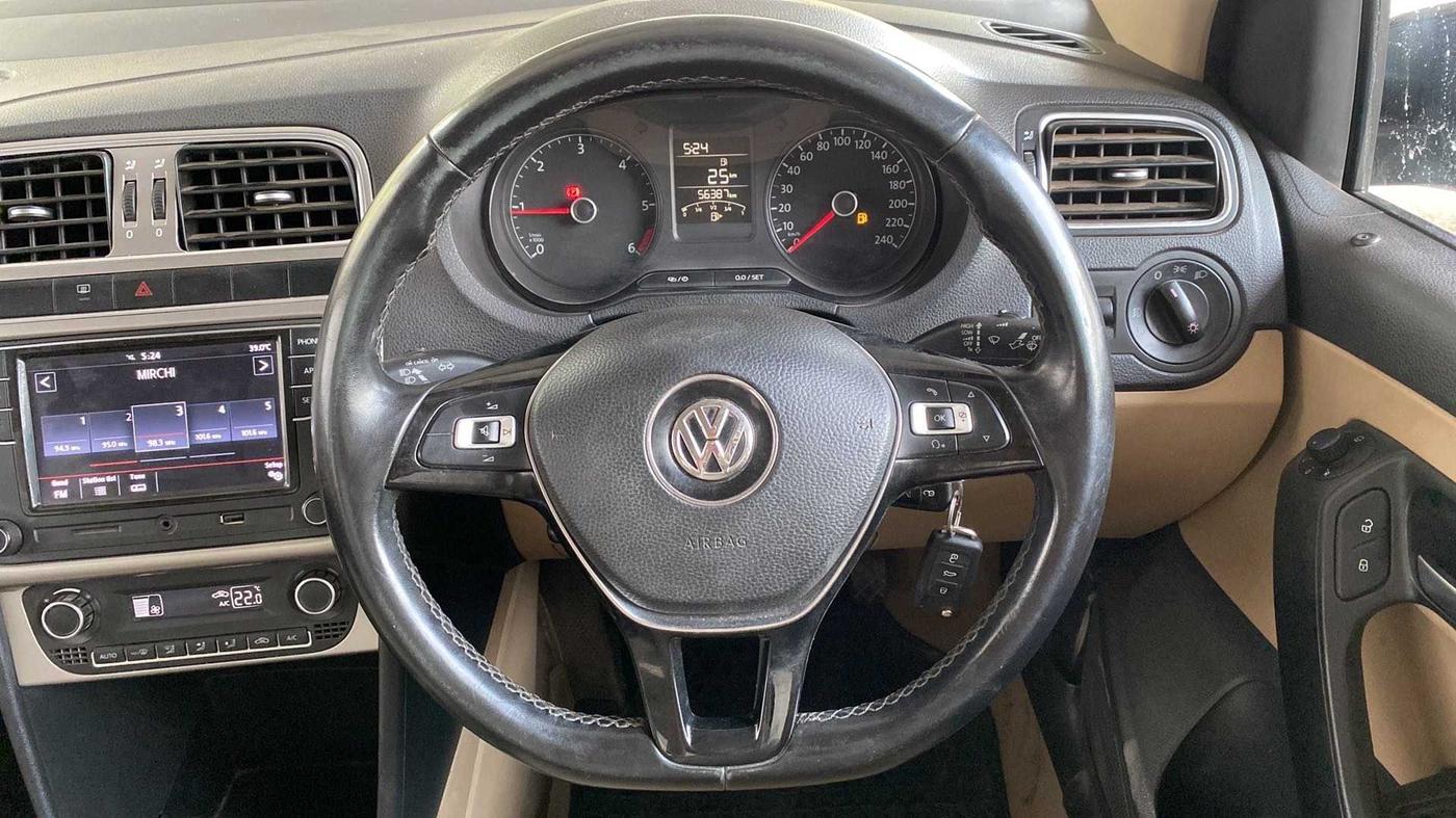 2018 Volkswagen Ameo HIGHLINE PLUS 1.5L 16 ALLOY, Diesel, Manual, 56,379 km, Steering Wheel Close Up