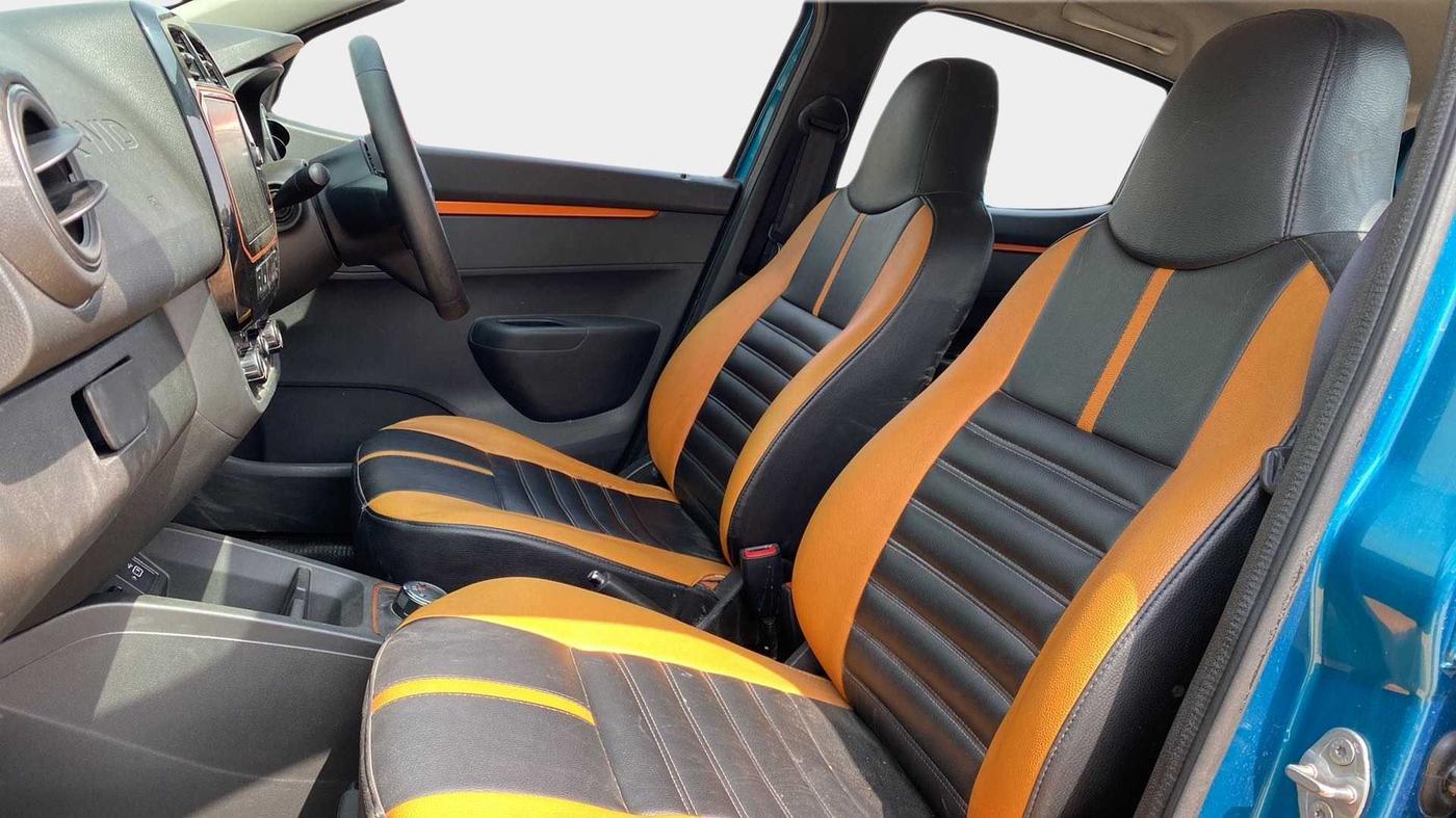 2020 Renault Kwid CLIMBER 1.0 AMT (O), Petrol, Automatic, 18,490 km, Right Side Front Door Cabin