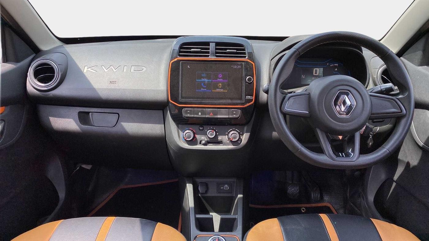 2020 Renault Kwid CLIMBER 1.0 AMT (O), Petrol, Automatic, 18,490 km, Dashboard