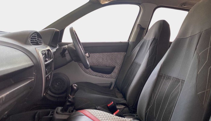 2017 Maruti Alto 800 LXI, CNG, Manual, 23,620 km, Right Side Front Door Cabin
