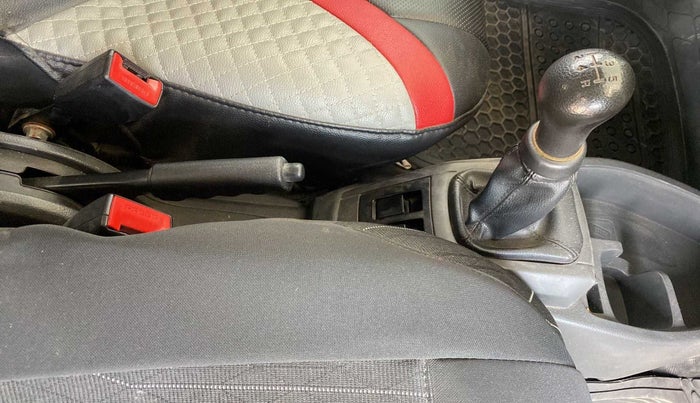 2017 Maruti Alto 800 LXI, CNG, Manual, 23,620 km, Gear Lever