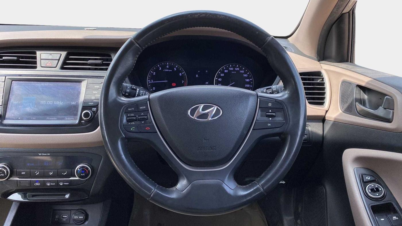 2015 Hyundai Elite i20 ASTA 1.2, Petrol, Manual, 81,846 km, Steering Wheel Close Up