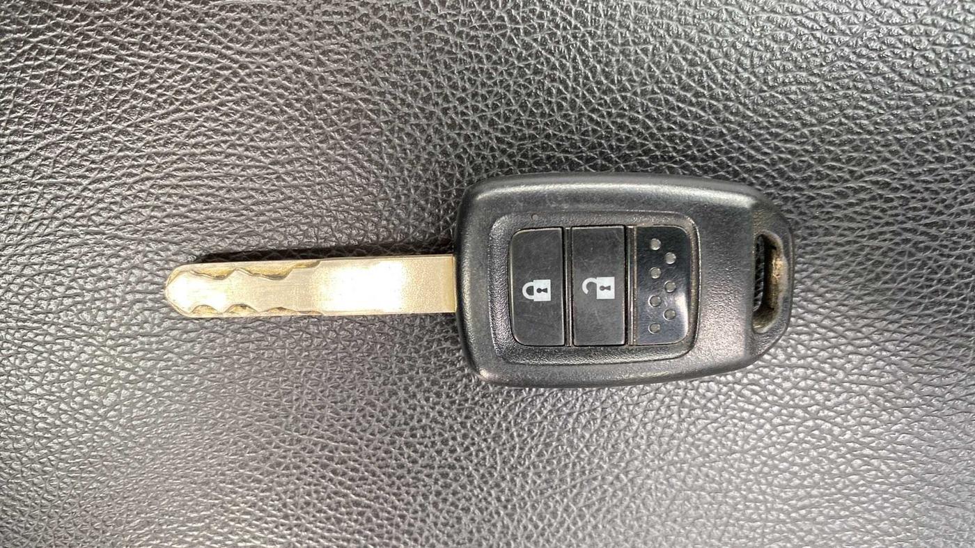 2017 Honda Jazz 1.2L I-VTEC VX, Petrol, Manual, 34,743 km, Key Close Up