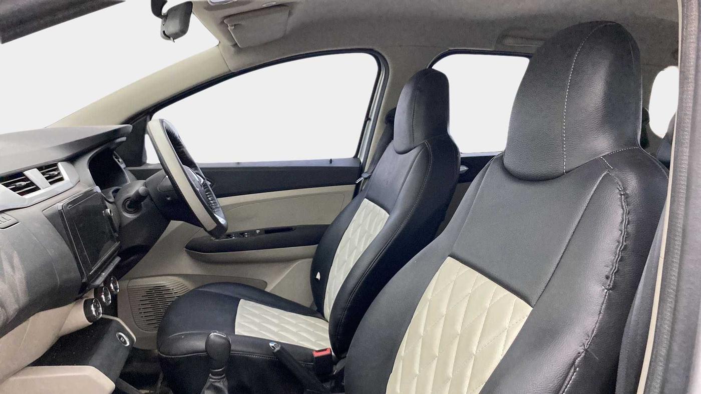 2020 Renault TRIBER RXZ AMT, Petrol, Automatic, 19,391 km, Right Side Front Door Cabin
