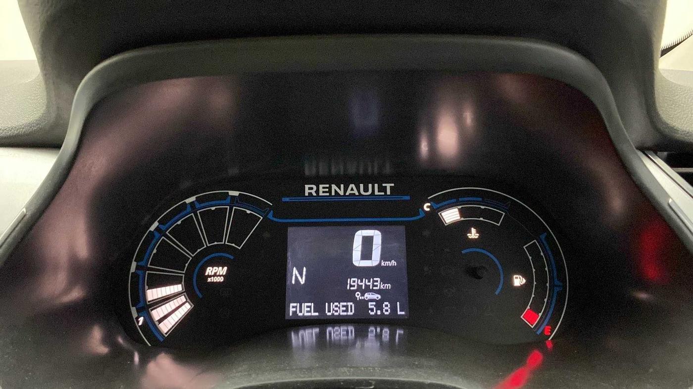 2020 Renault TRIBER RXZ AMT, Petrol, Automatic, 19,391 km, Odometer Image
