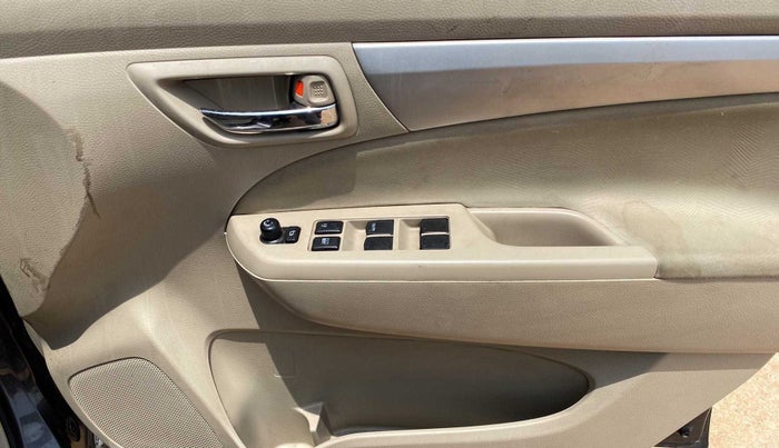 2017 Maruti Ertiga VXI, Petrol, Manual, 36,840 km, Driver Side Door Panels Control